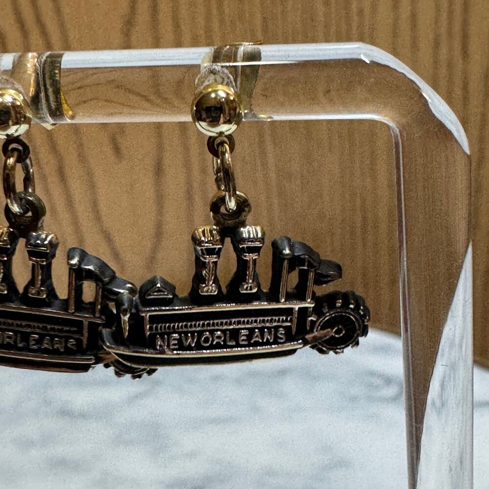 Vintage New Orleans Earrings ❤️ - Picture 5 of 8